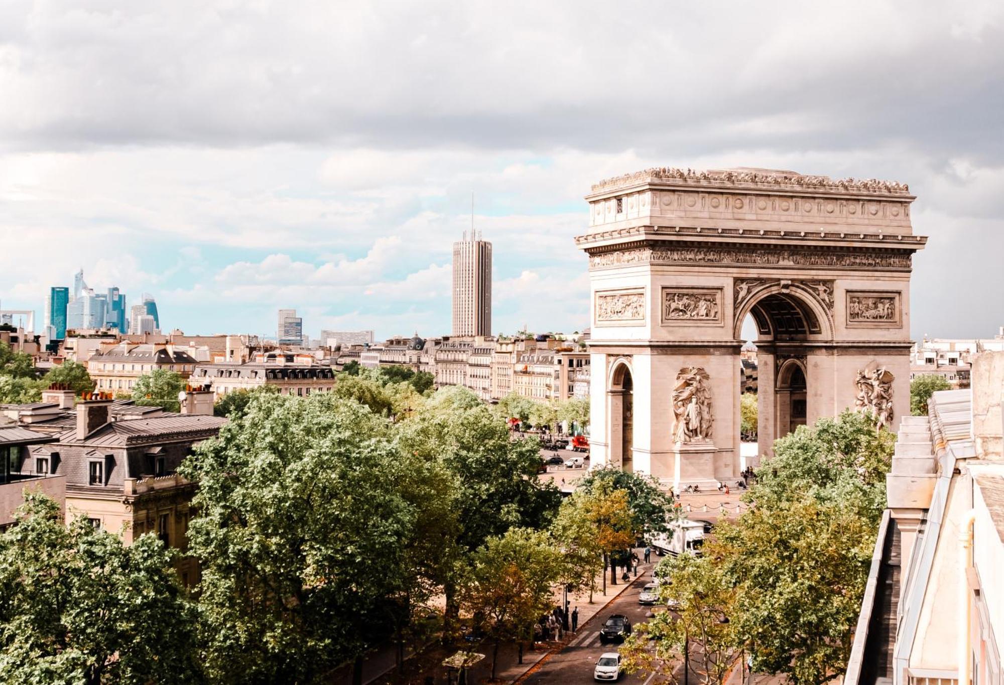 Grand Hotel Champs-Elysees Paris Bagian luar foto