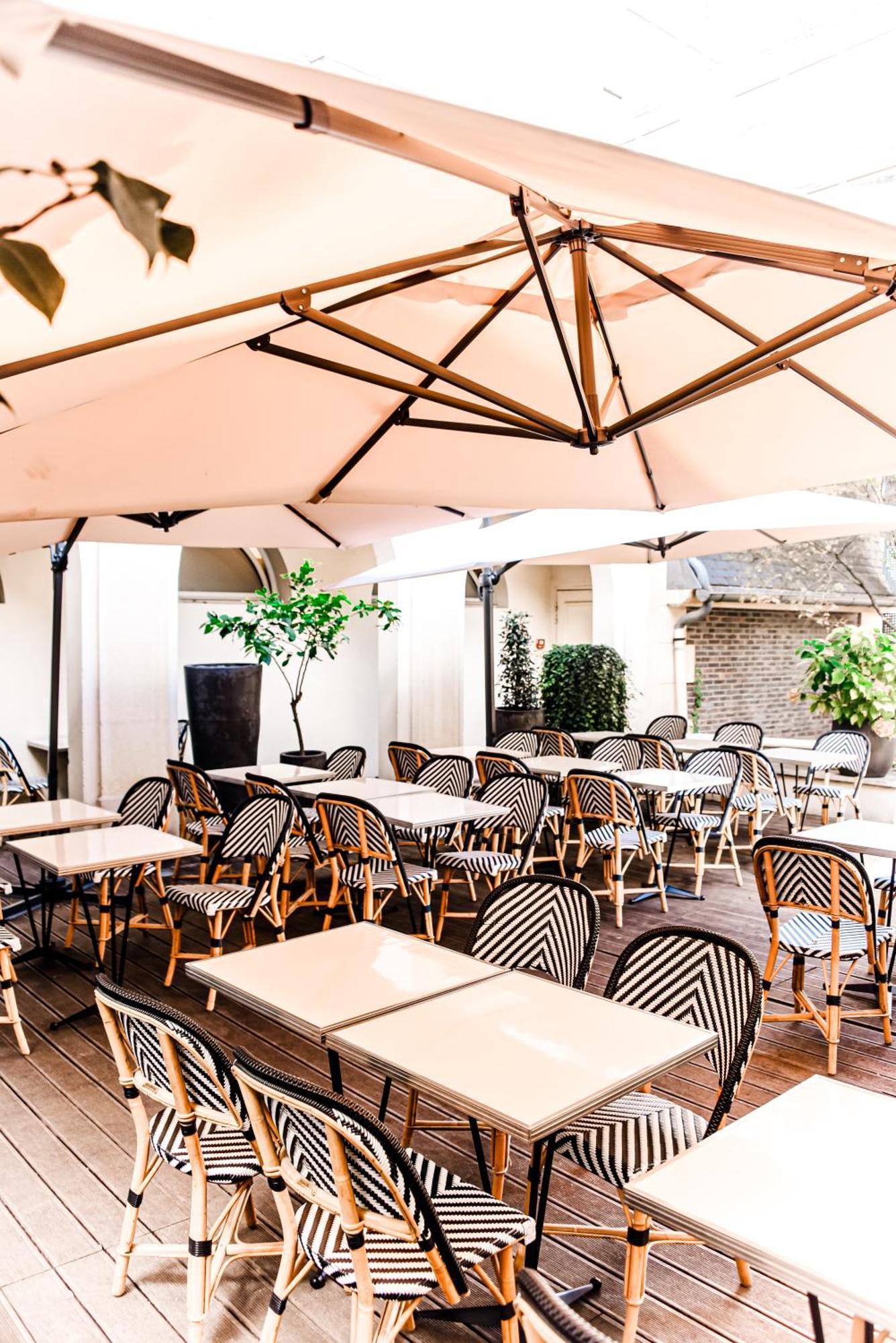Grand Hotel Champs-Elysees Paris Bagian luar foto