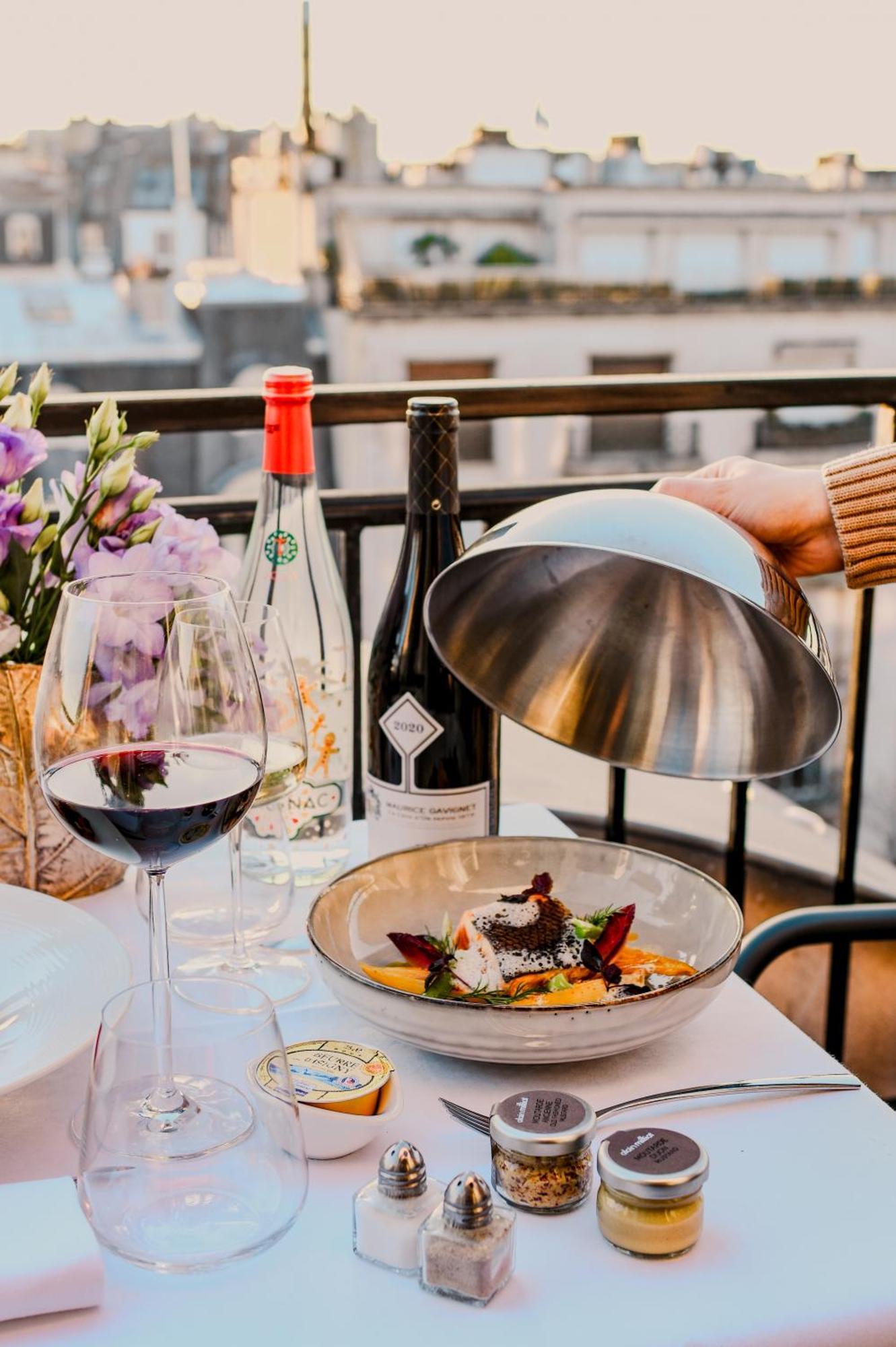 Grand Hotel Champs-Elysees Paris Bagian luar foto
