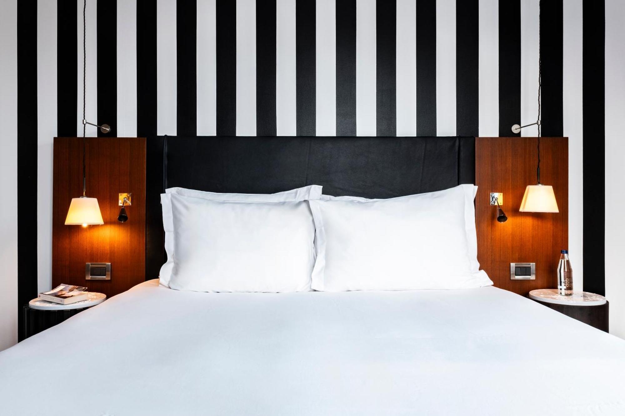 Grand Hotel Champs-Elysees Paris Bagian luar foto