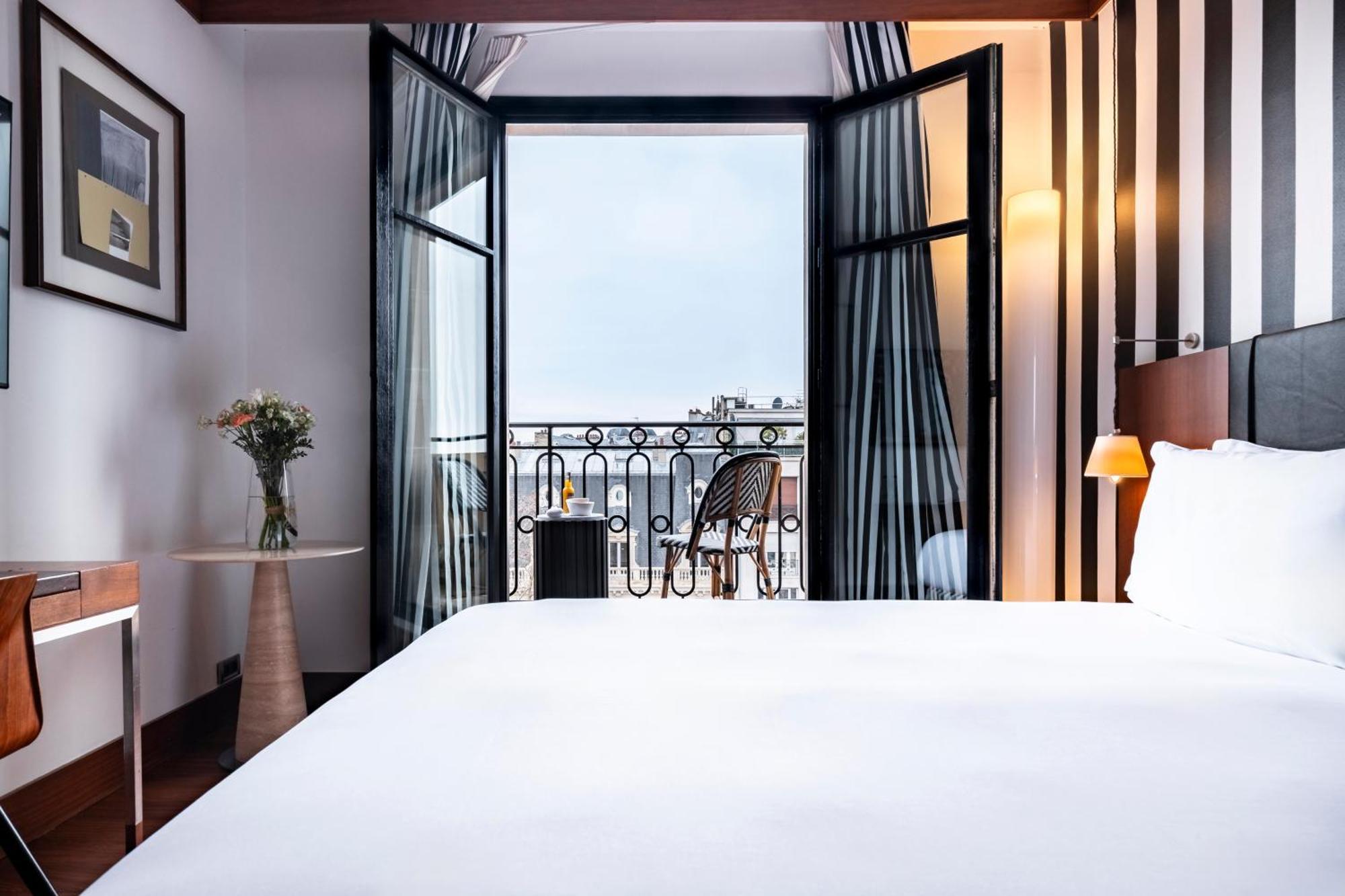 Grand Hotel Champs-Elysees Paris Bagian luar foto