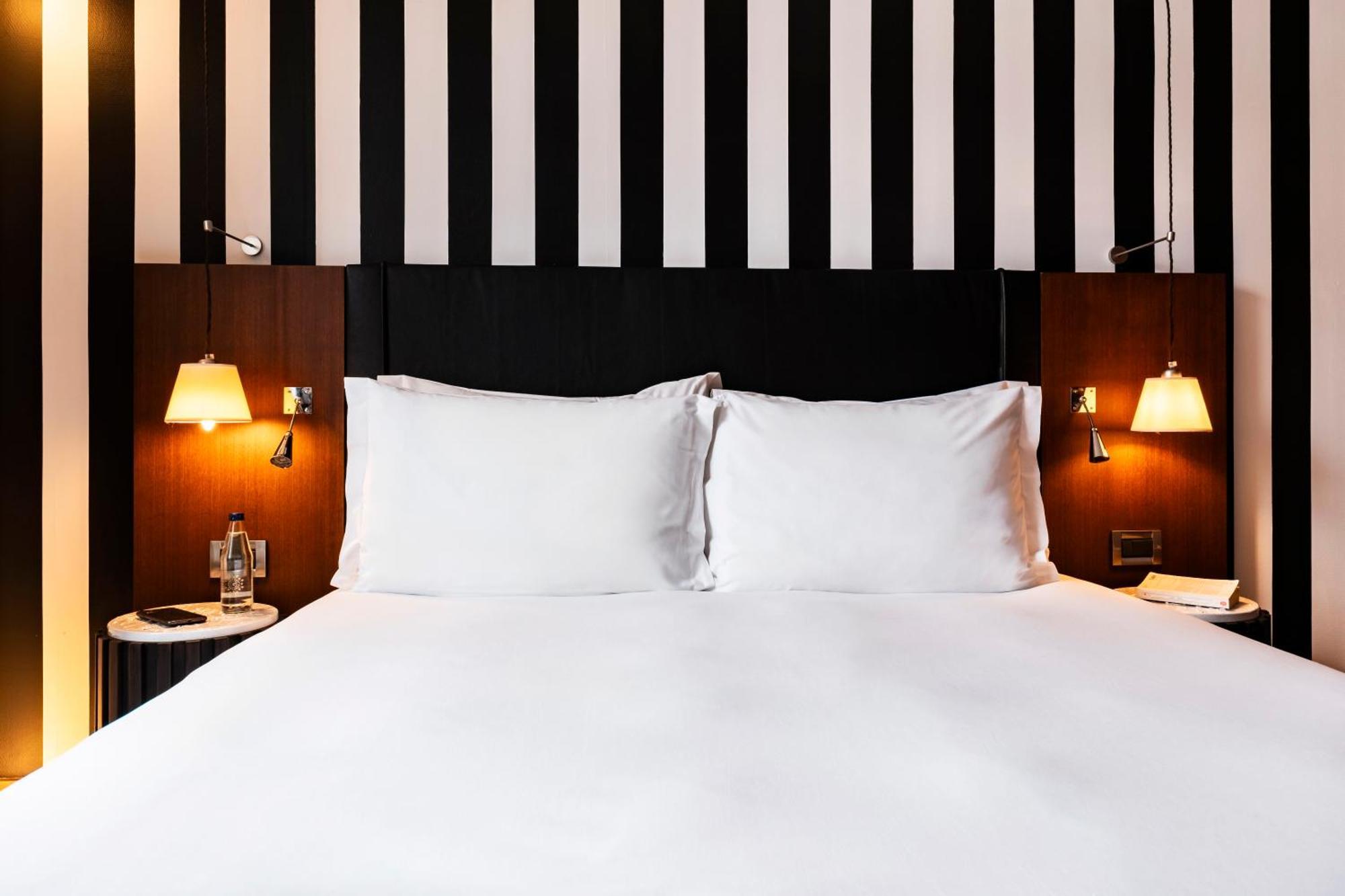 Grand Hotel Champs-Elysees Paris Bagian luar foto