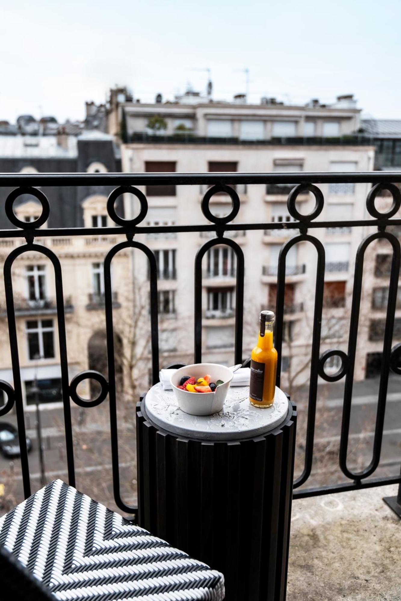 Grand Hotel Champs-Elysees Paris Bagian luar foto