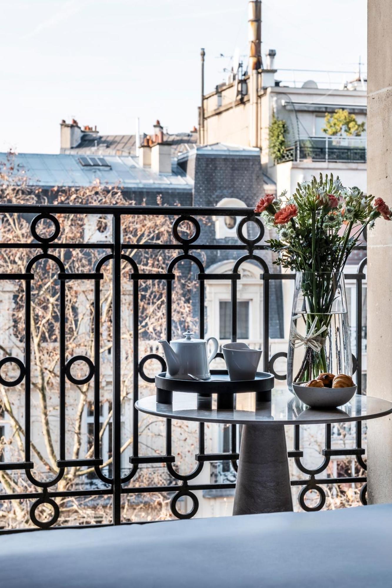 Grand Hotel Champs-Elysees Paris Bagian luar foto