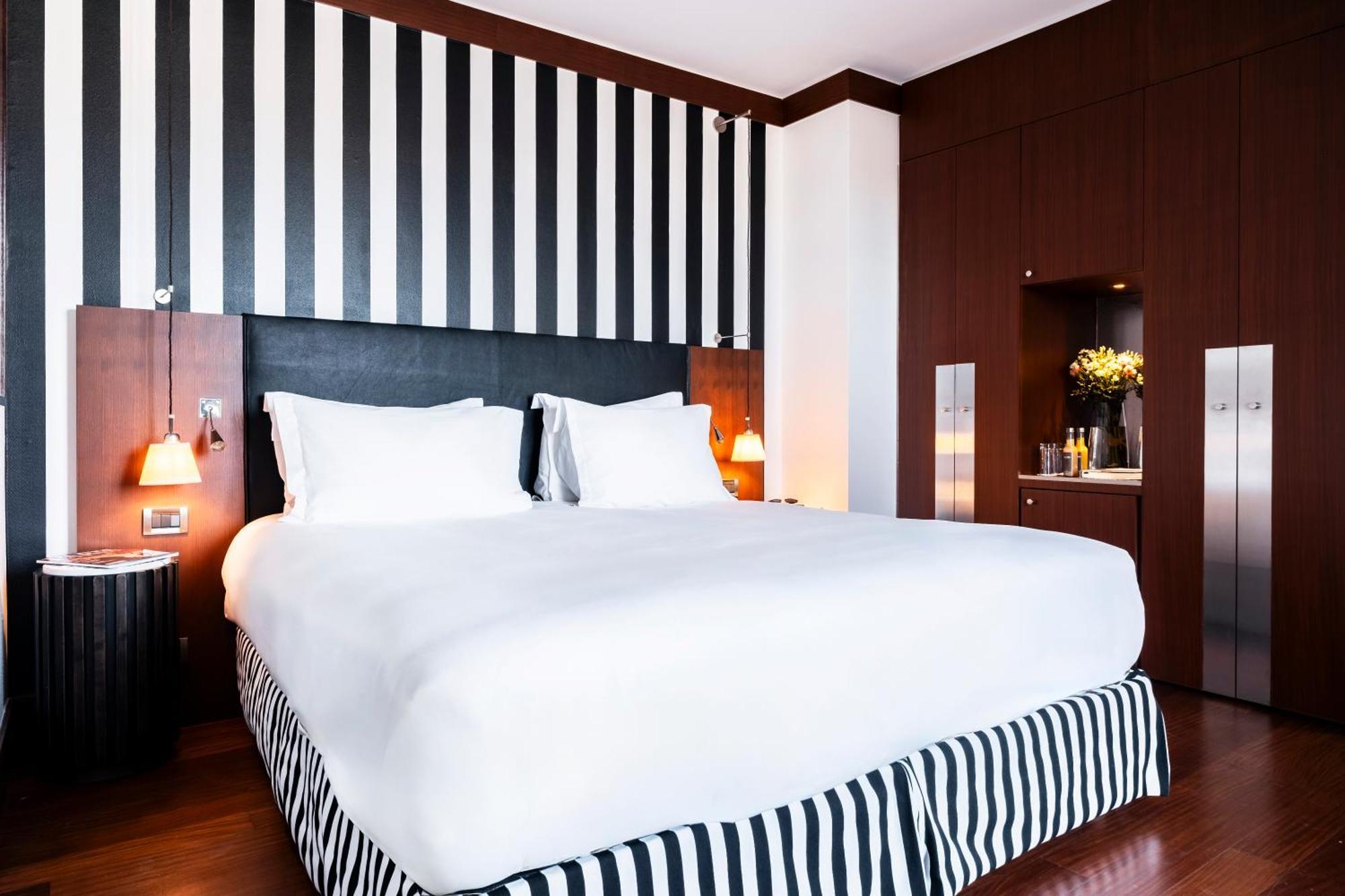 Grand Hotel Champs-Elysees Paris Bagian luar foto