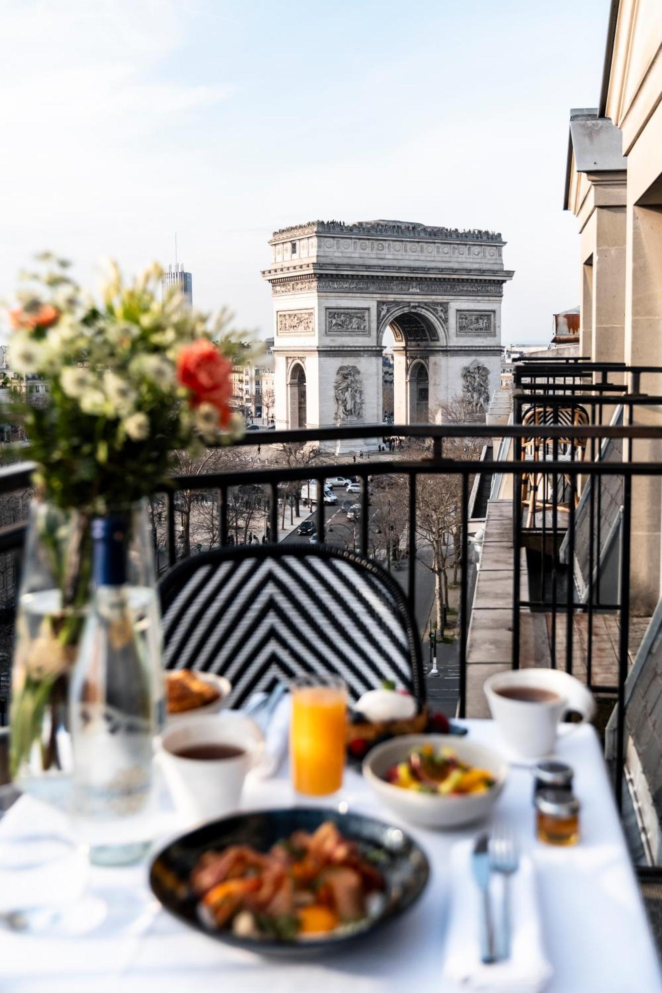 Grand Hotel Champs-Elysees Paris Bagian luar foto