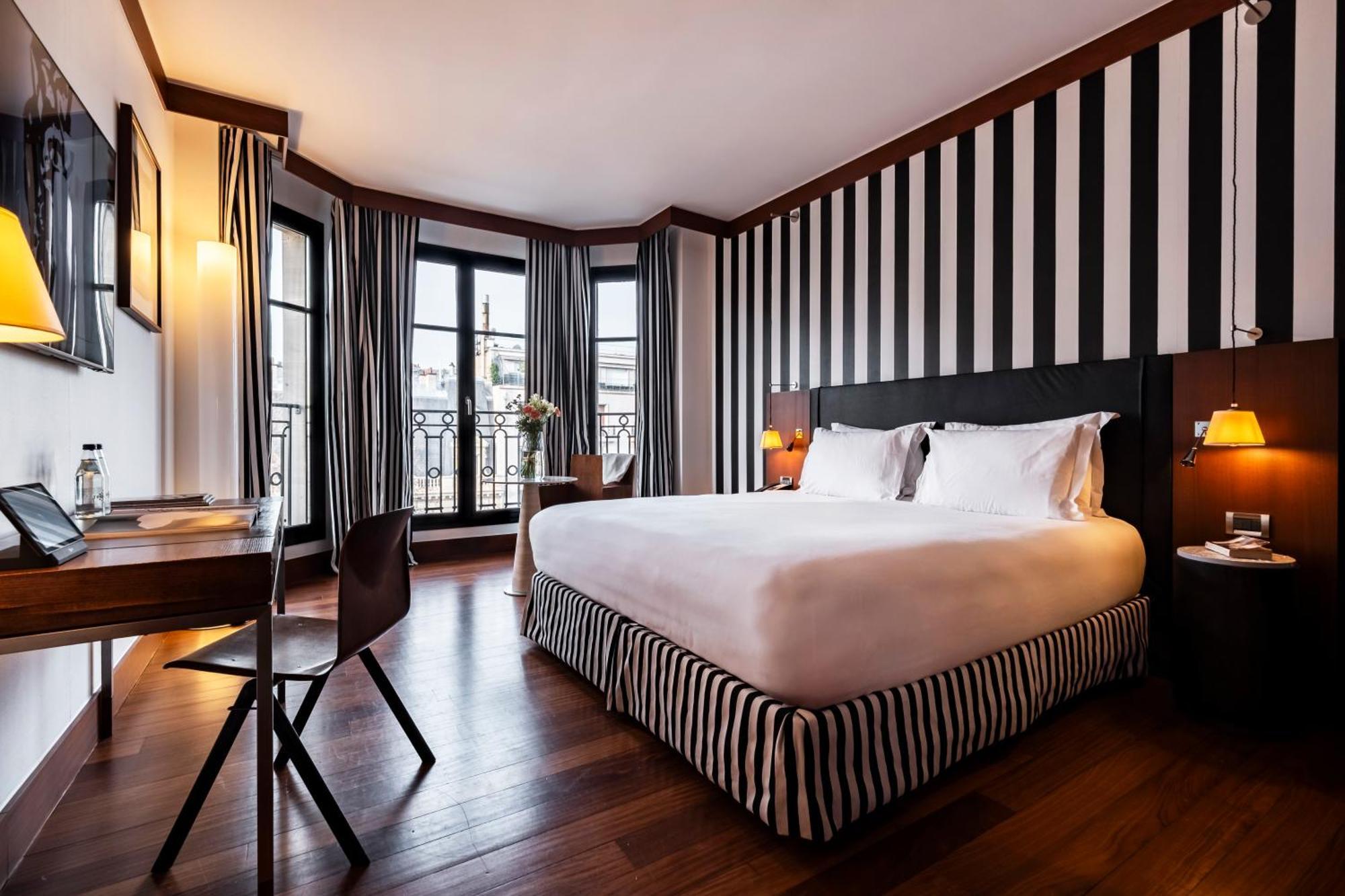 Grand Hotel Champs-Elysees Paris Bagian luar foto