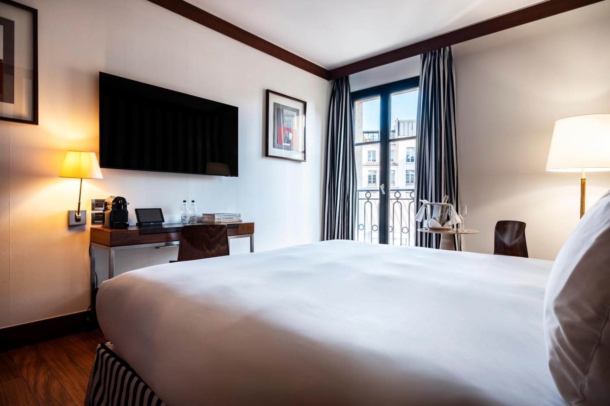 Grand Hotel Champs-Elysees Paris Bagian luar foto