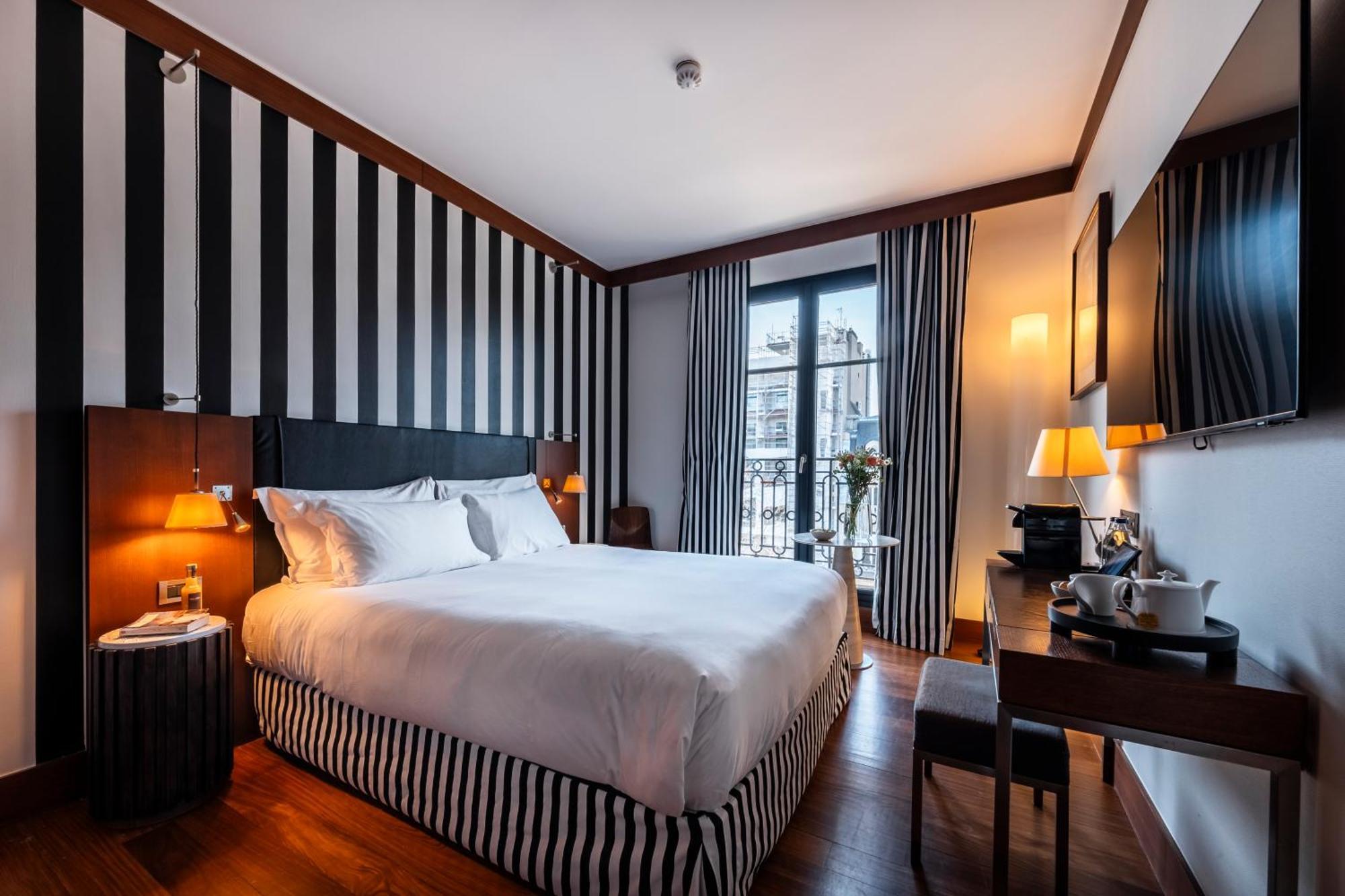Grand Hotel Champs-Elysees Paris Bagian luar foto